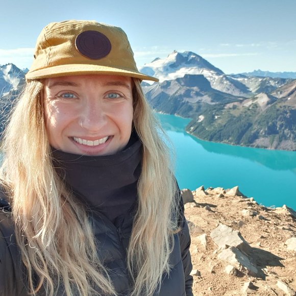 Meet your Posher, Sophie - Picture 1 of 1